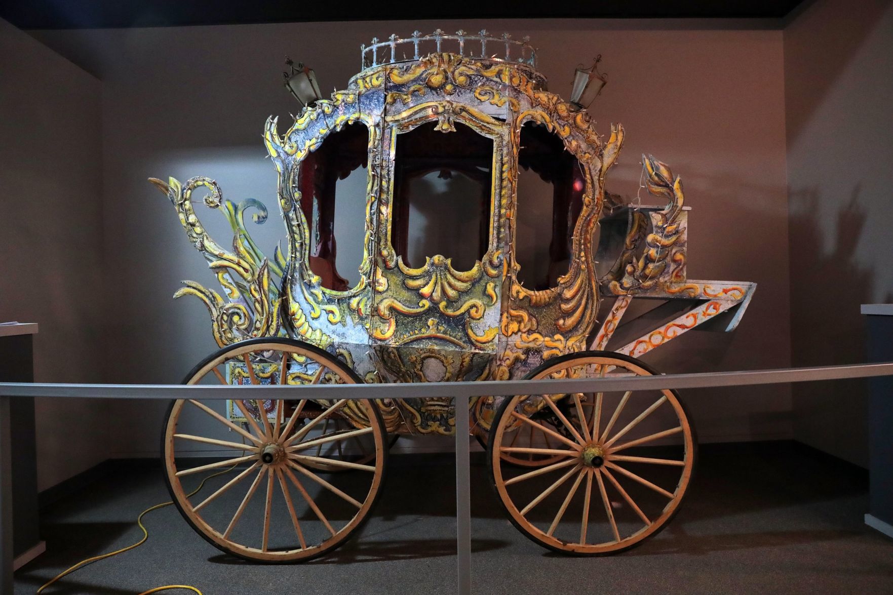 Missouri History Museum installs "Muny Memories: 100 Seasons Onstage" exhibit